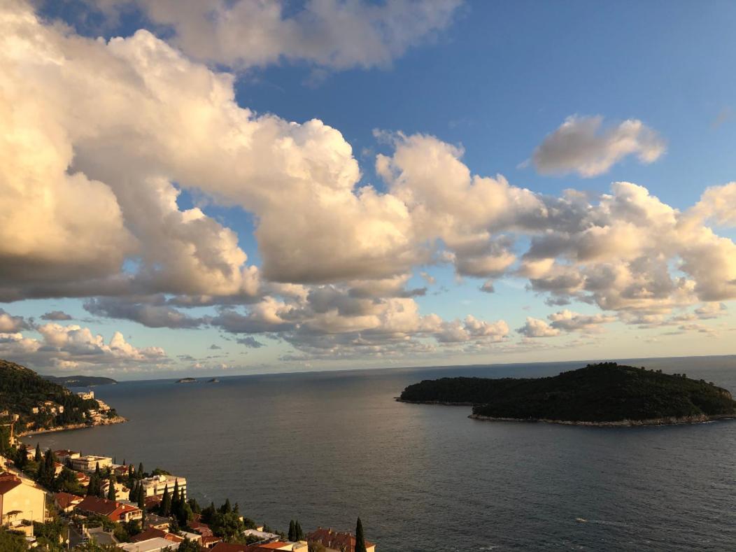 Spacious 2 Bedroom Apt Luxeview- Oldtownview, 10Min To Town Dubrovnik Exterior foto